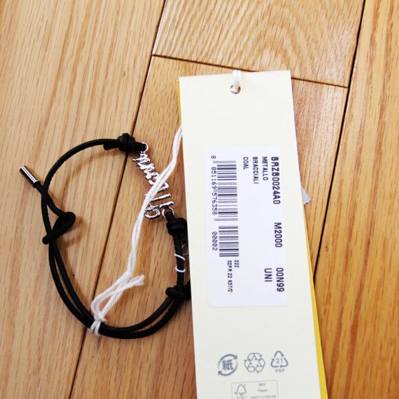 BNWT AW22 MARNI LOGO PLAQUE ROPE BRACELET COAL - Picture 3 of 5